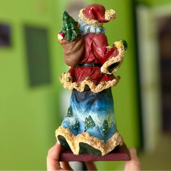 Vintage 3D Textured Christmas Rustic Santa Fireplace Decor Hanging Stocking Hook - Picture 9 of 12